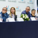 תמונה של אנשים מתוך יריד התמחויות