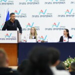 תמונה של אנשים מתוך יריד התמחויות